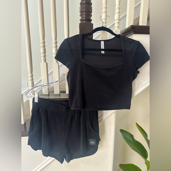 ALO Yoga Other - ALO Yoga Black Top and Bottom Set Size M , Terry Beachside Style